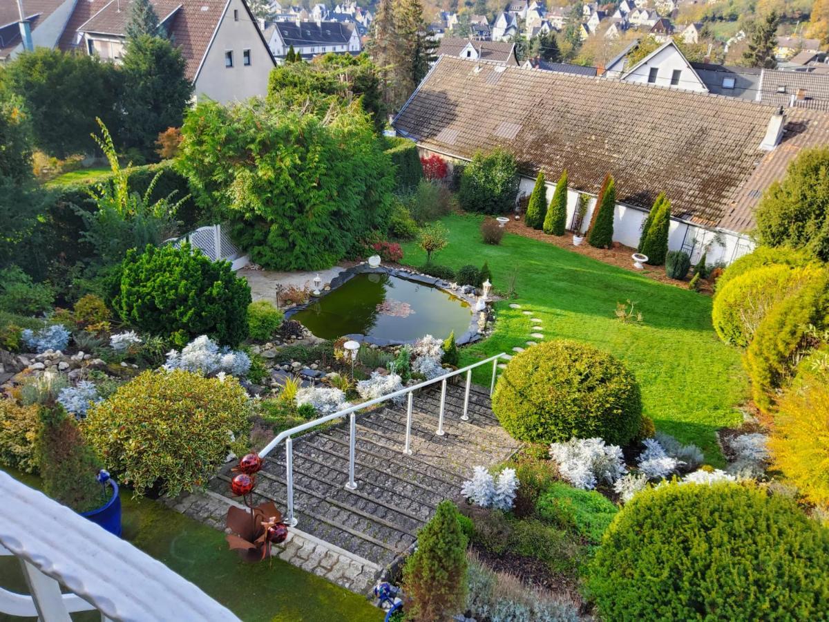 A Large Fully Furnished Private Apartment リンツ・アム・ライン エクステリア 写真