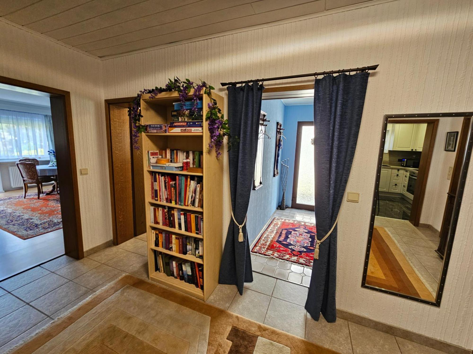 A Large Fully Furnished Private Apartment リンツ・アム・ライン エクステリア 写真